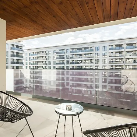 Sunset Cozy Pipera Business Center * Bucharest