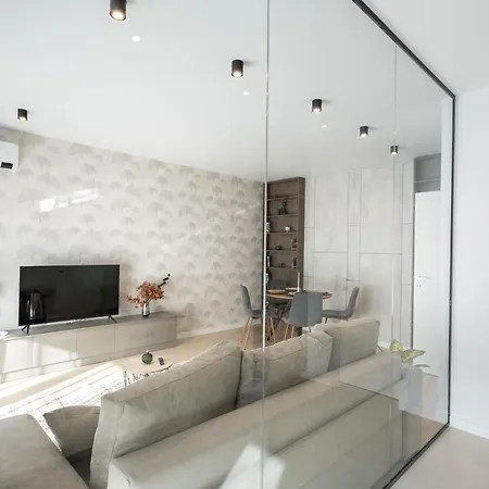 Sunset Cozy Pipera Business Center Бухарест